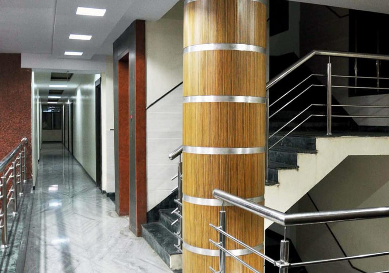 Hotel Three G Širdi Exteriér fotografie